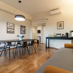 Il Faro Luxury & Lounge Affittacamere La Spezia